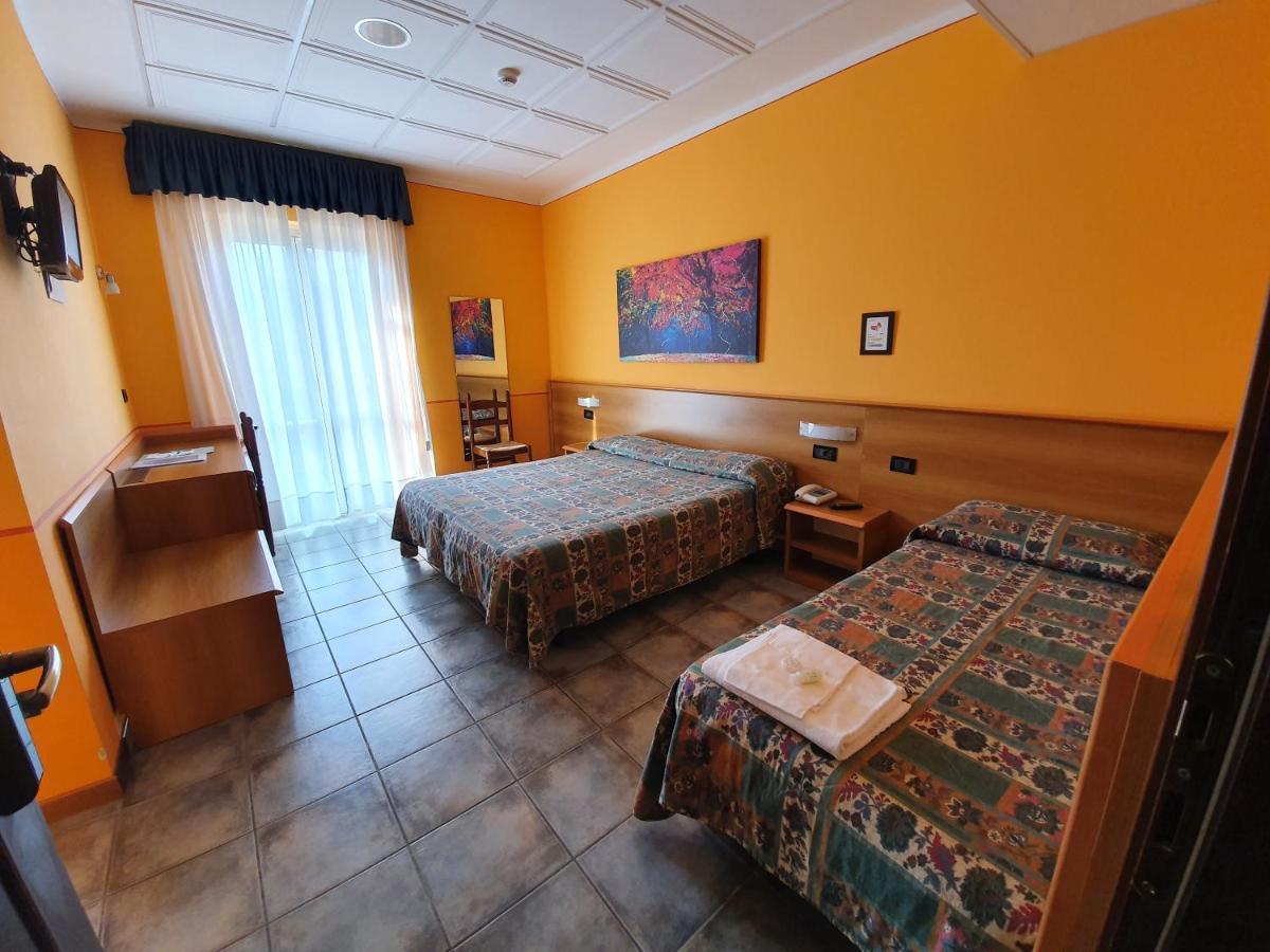 Hotel Azalea Baveno Zewnętrze zdjęcie