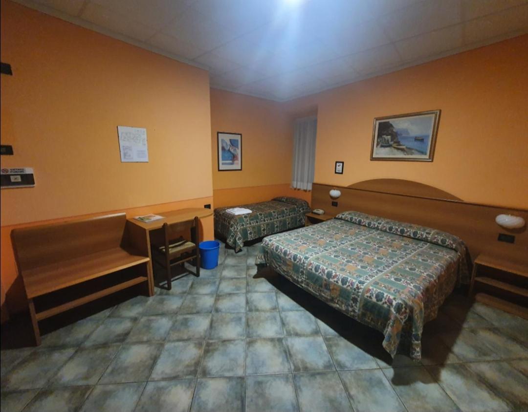 Hotel Azalea Baveno Zewnętrze zdjęcie